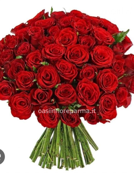 Bouquet di grandi quantitativi con 35 rose gambo corto 